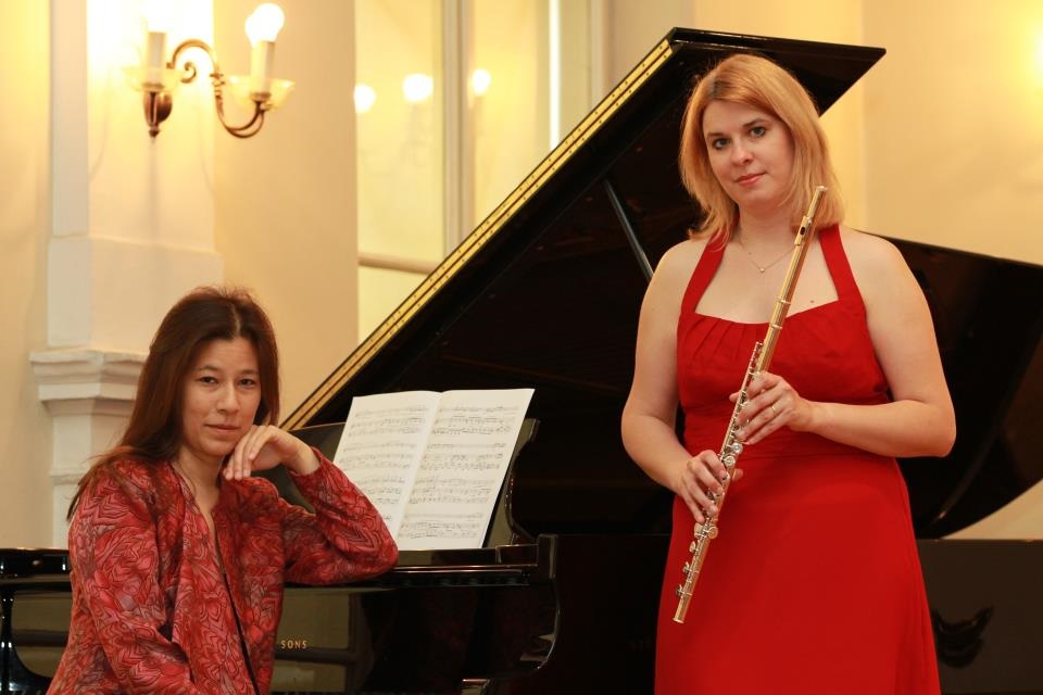 Ivana Zahirovic-Négrerie (Querflöte) und Mia Elezovic (Klavier)